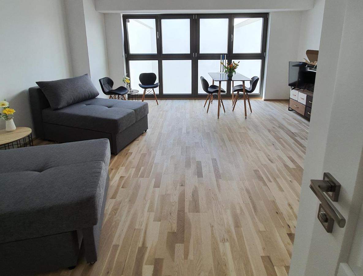 شقة Greenpoint وينر نويشتاد المظهر الخارجي الصورة